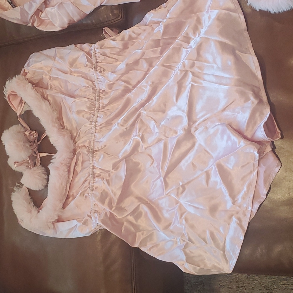 Boohoo 2 pc satin romper/robe set size 16